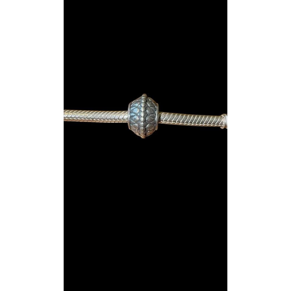 Authentic Pandora inner strength sterling silver‎ charm retired